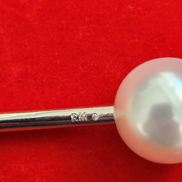 Rebecca Minkoff silver and pearl beaded necklace - Picture 4 of 5